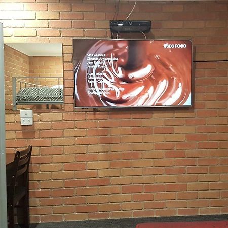 Travellers Inn Kaniva Bagian luar foto
