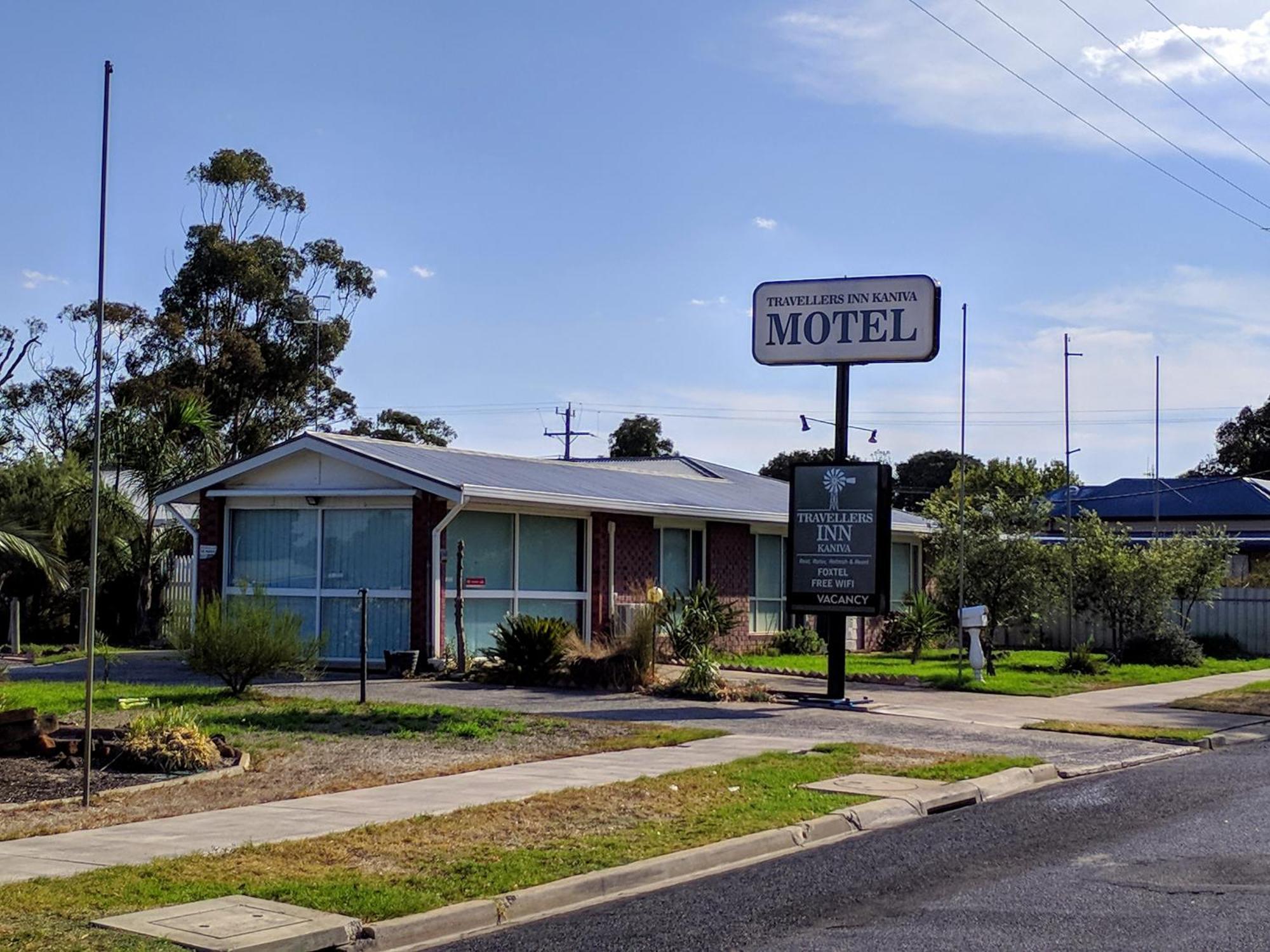 Travellers Inn Kaniva Bagian luar foto