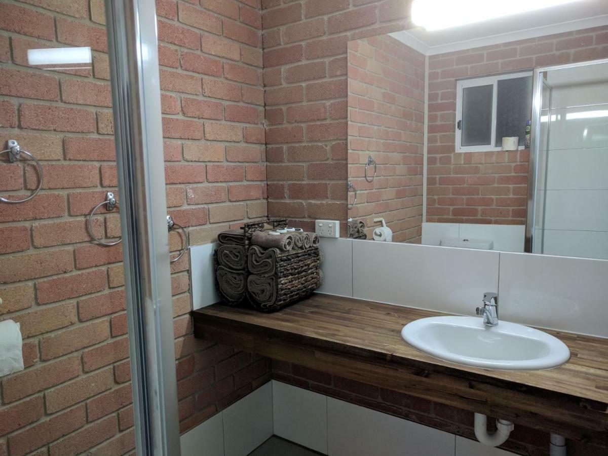 Travellers Inn Kaniva Bagian luar foto